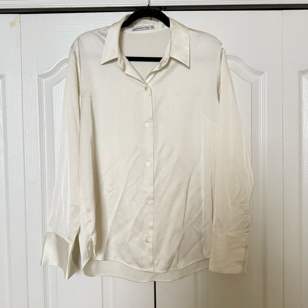 Abercrombie & Fitch Cream Button Down Shirt